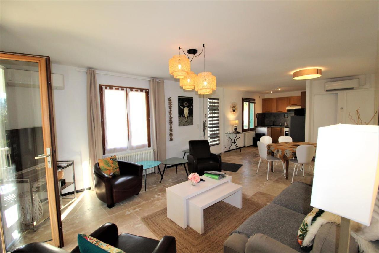 Holiday home Les Bastidons De - Le Saint-julien - 3 Etoiles L'Isle-sur-la-Sorgue
